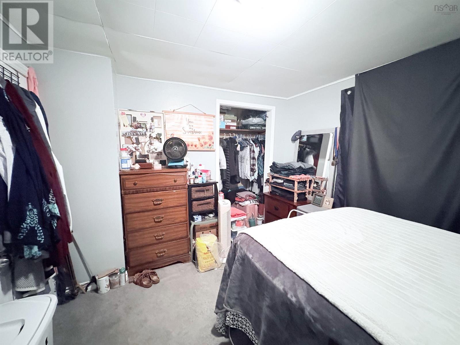 9 Burchell Street Property Photo 34