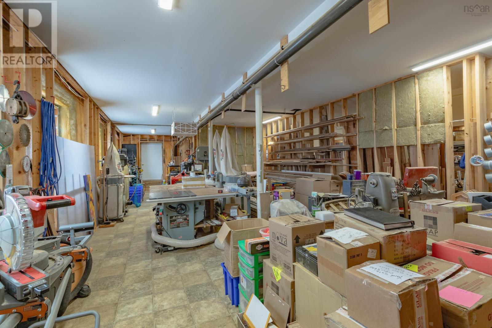 298 Granville Street Property Photo 29