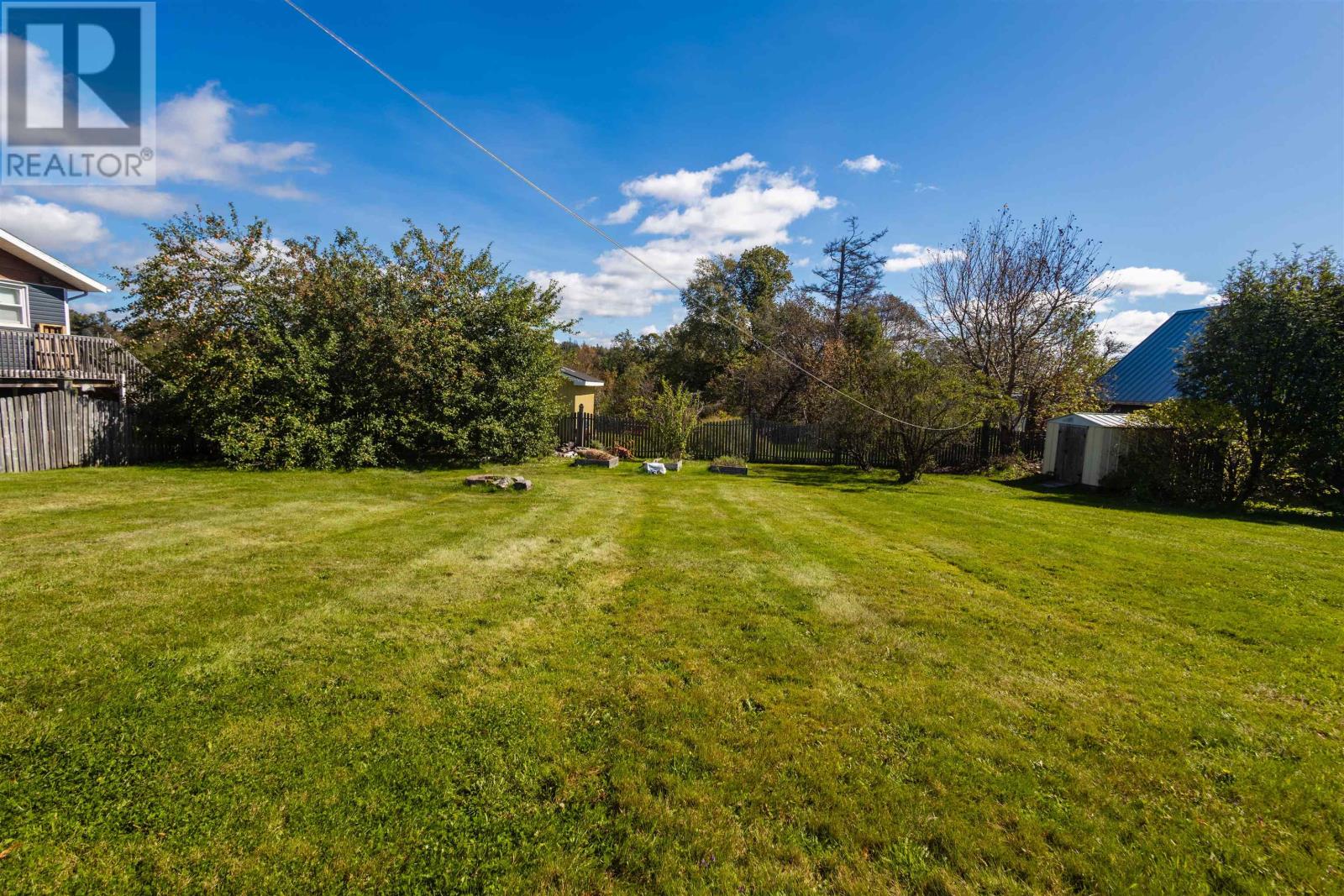 20422 Trans Canada Highway Property Photo 29