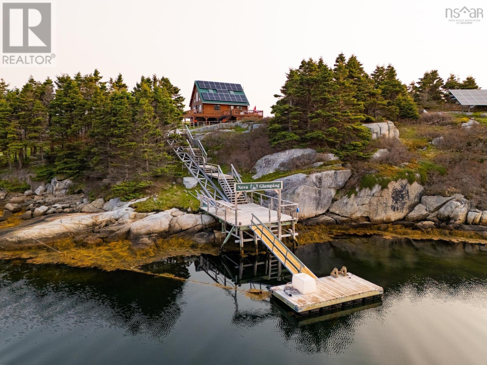 8 Simmons Island Property Photo 6