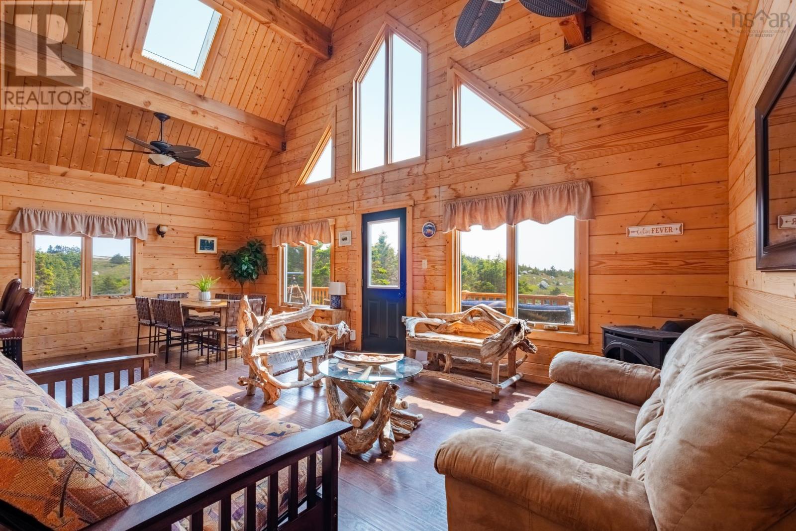8 Simmons Island Property Photo 8