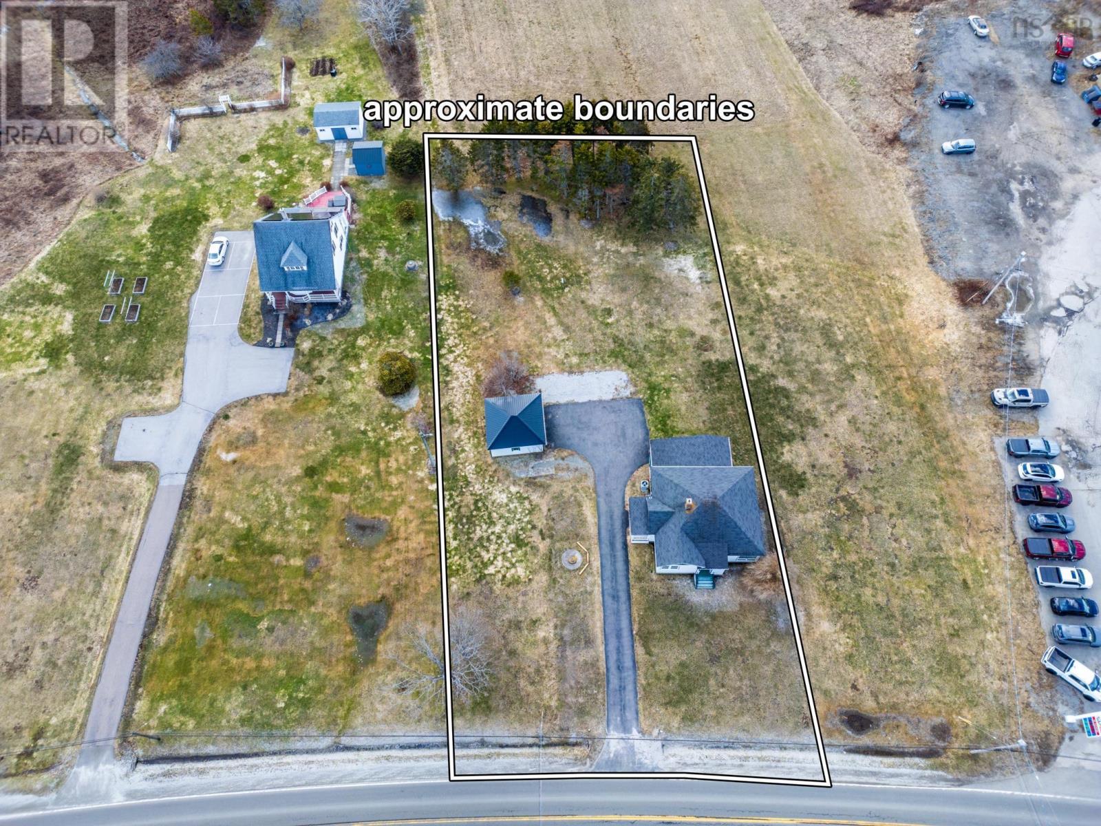 3654 Highway 1 Property Photo 2