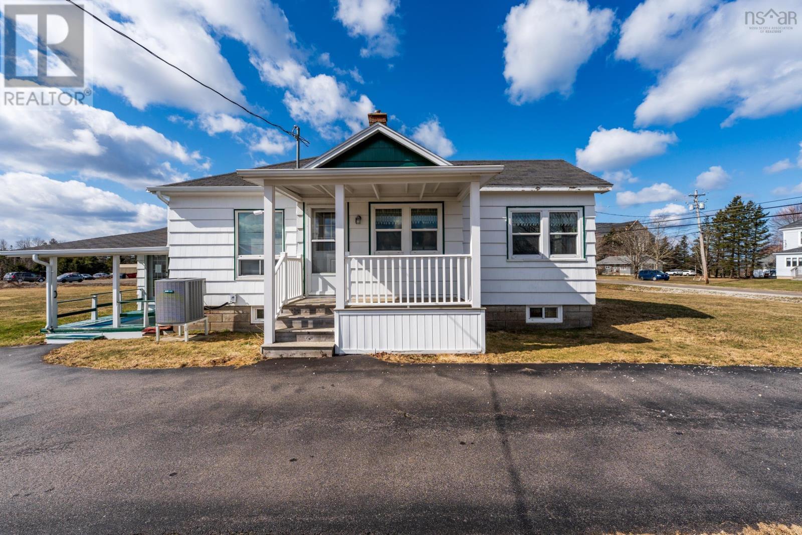3654 Highway 1 Property Photo 3
