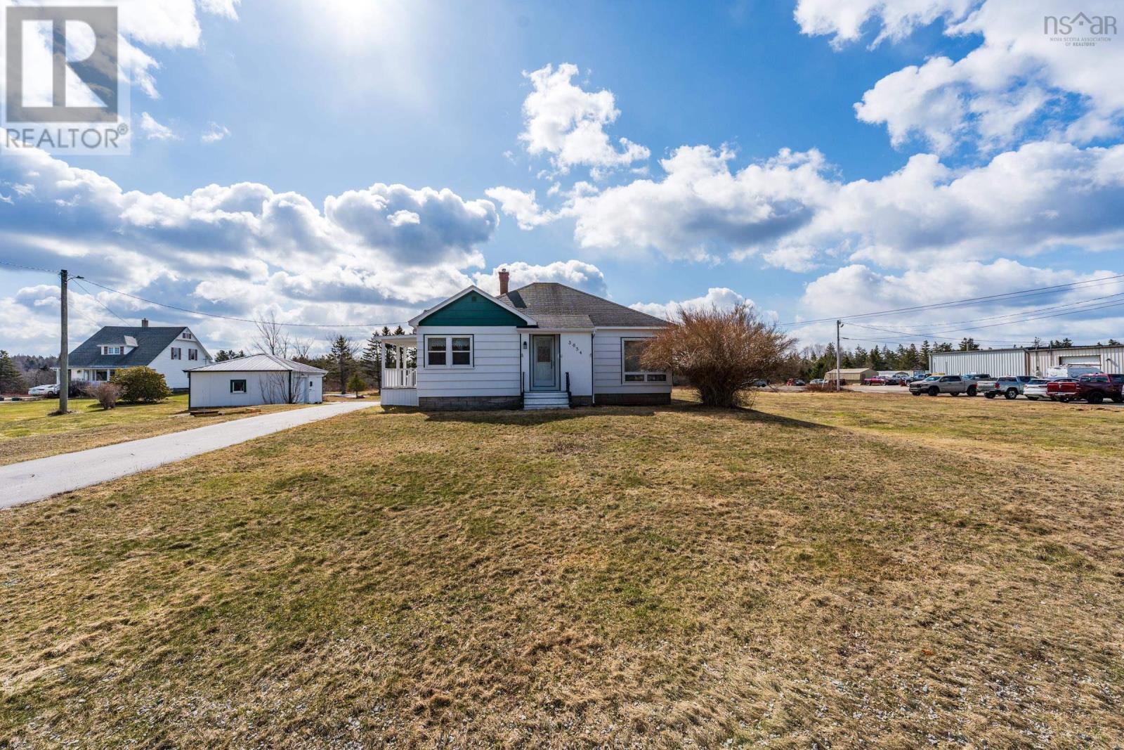 3654 Highway 1 Property Photo 34