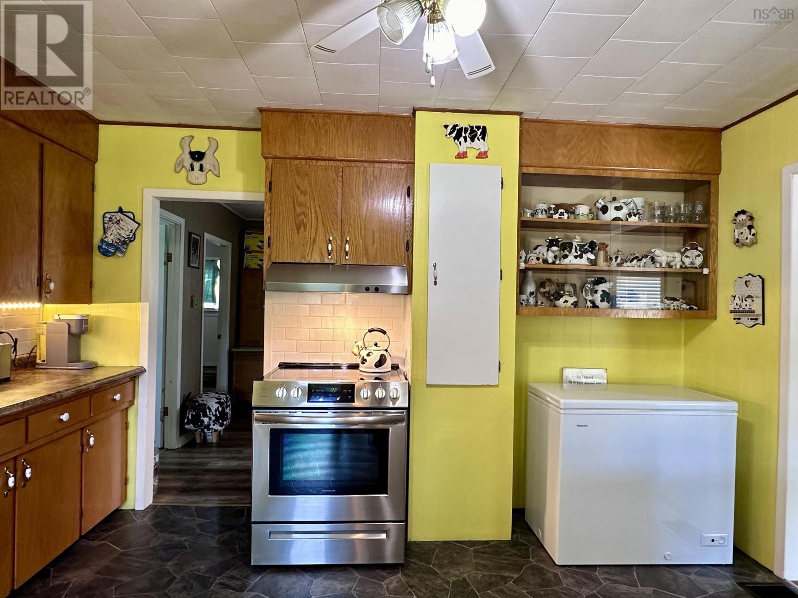 385 Brighton Road Property Photo 8