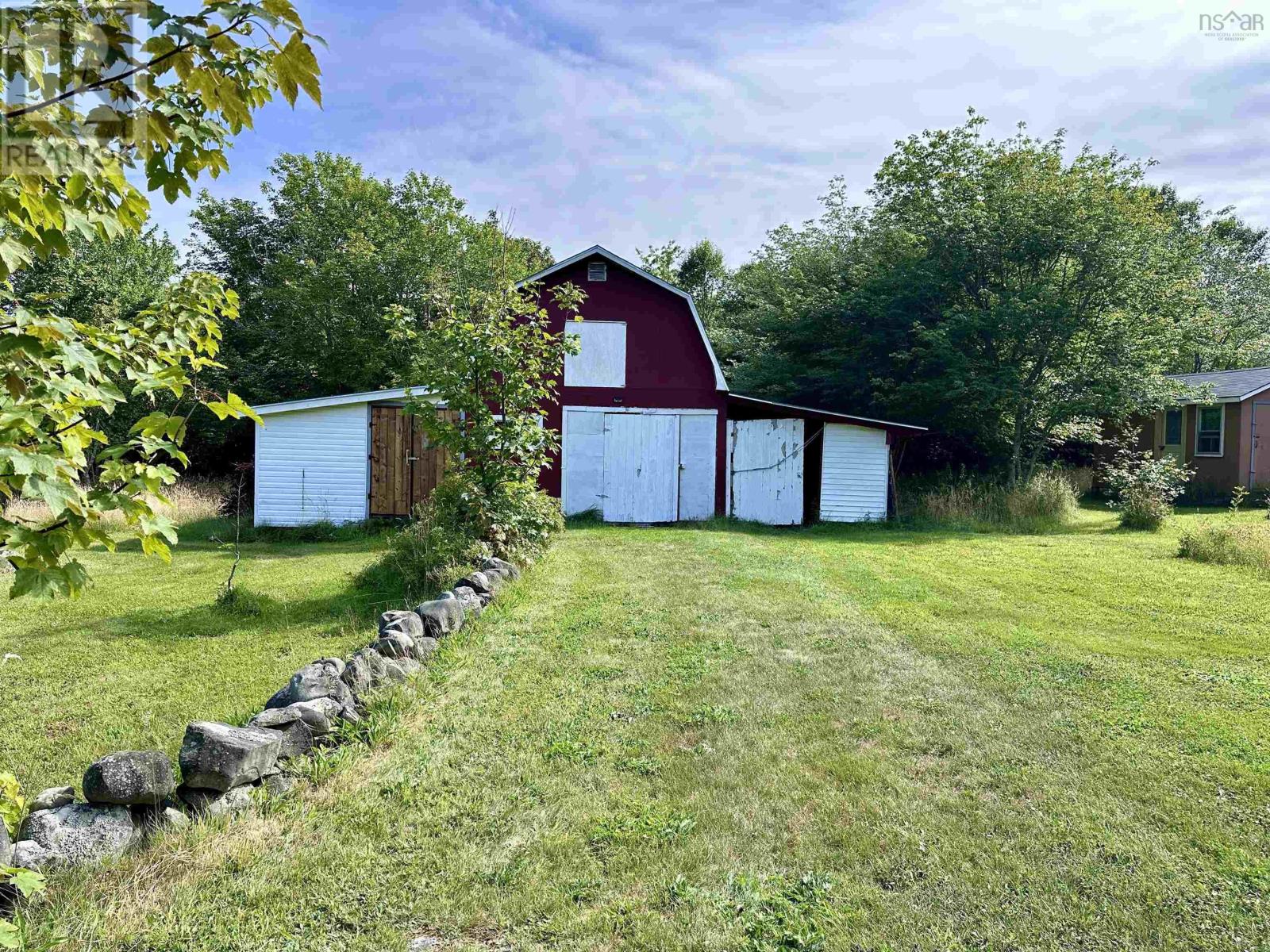 385 Brighton Road Property Photo 28