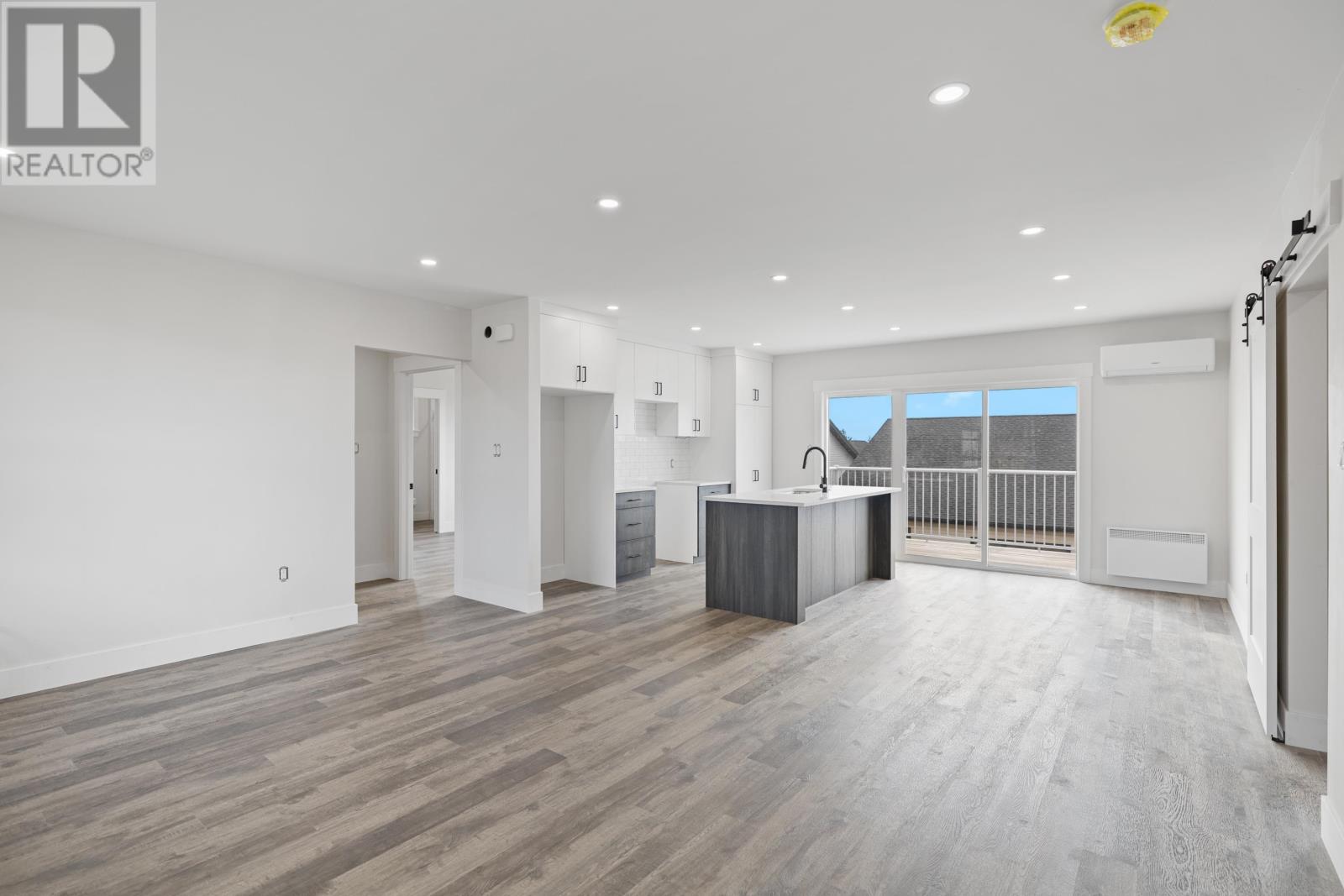 56 Alice Avenue Property Photo 6