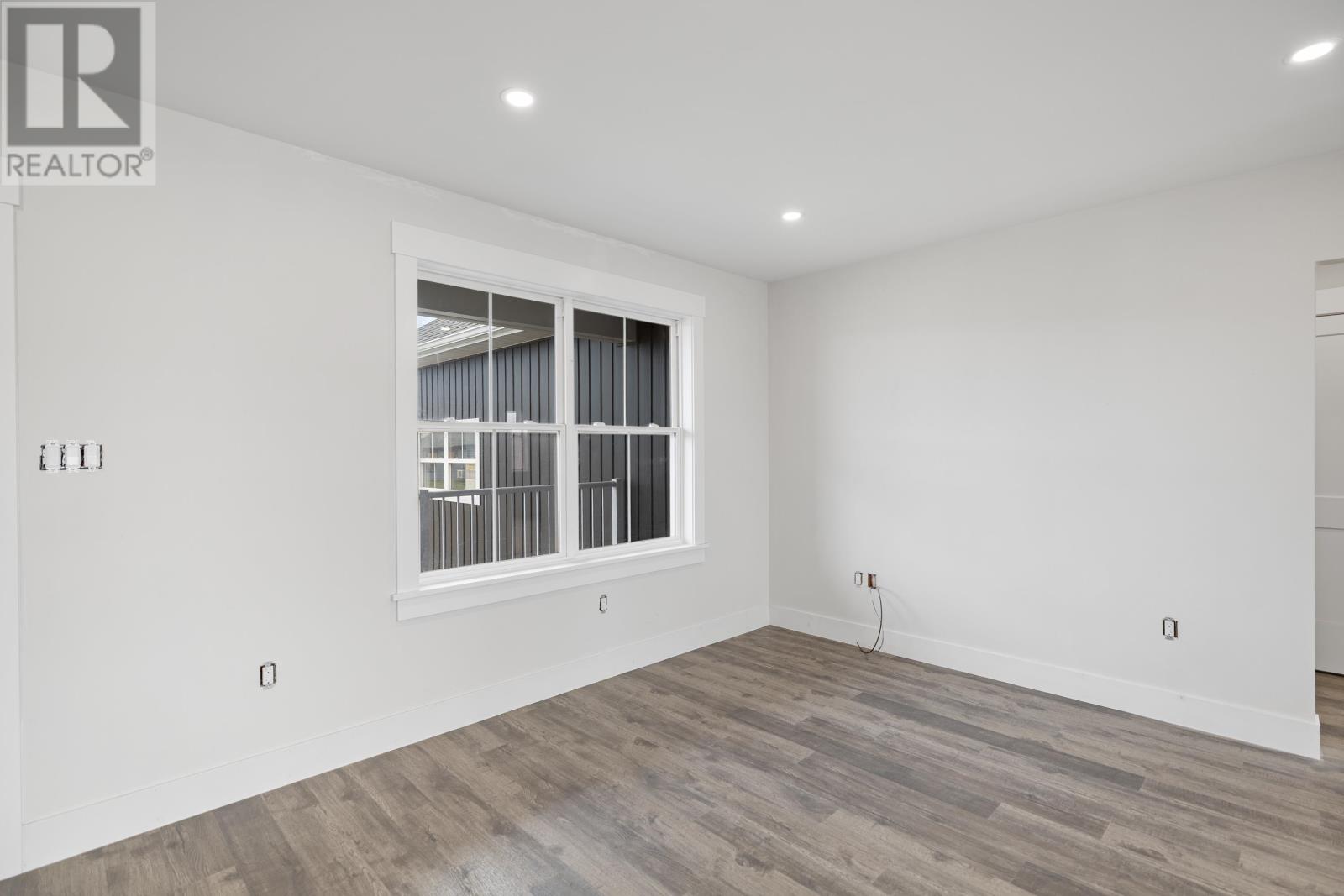 56 Alice Avenue Property Photo 7