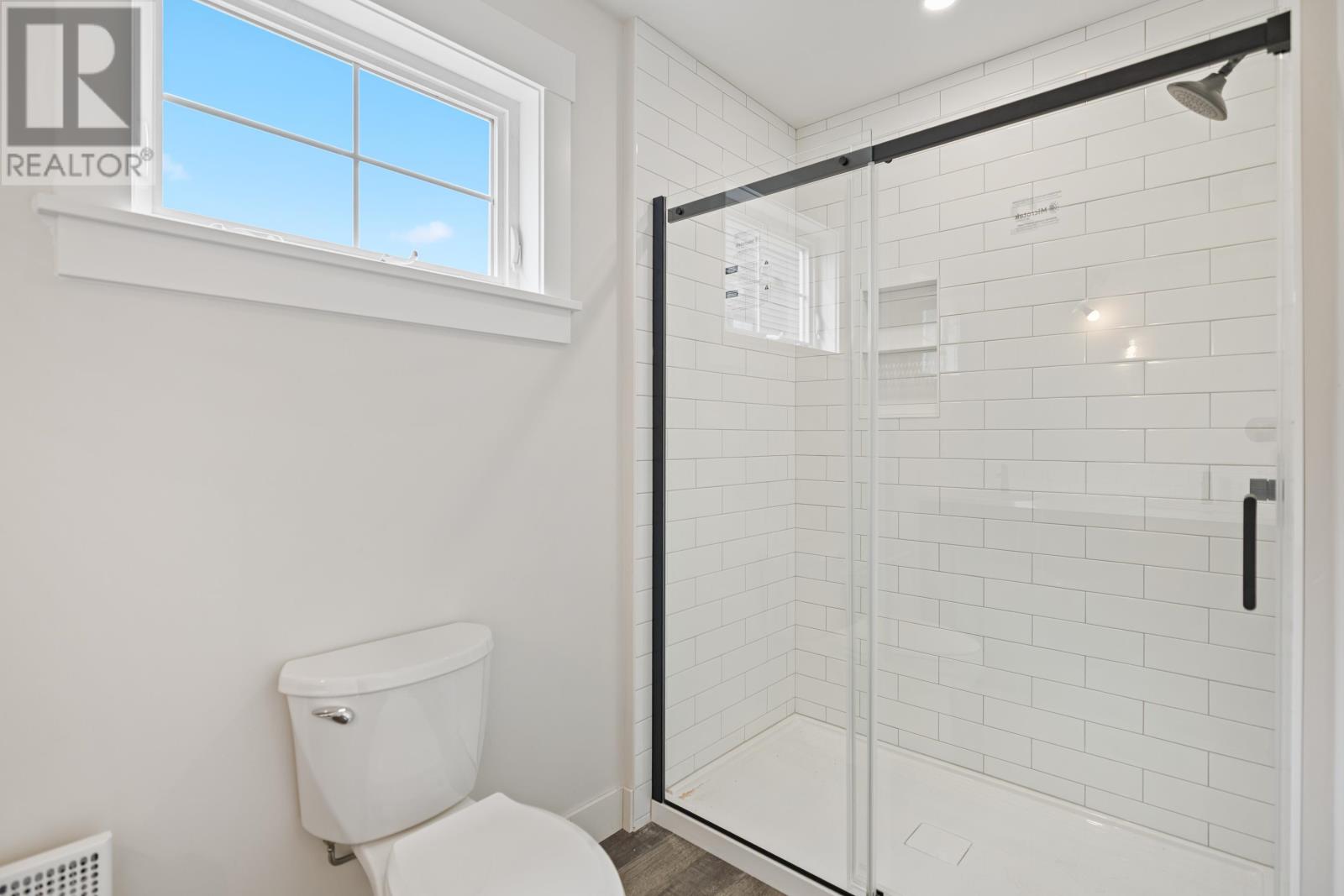 56 Alice Avenue Property Photo 23