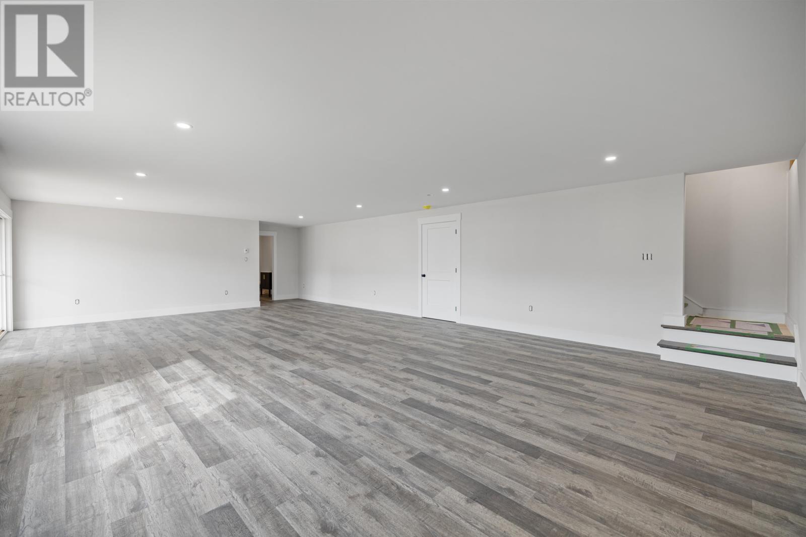 56 Alice Avenue Property Photo 26