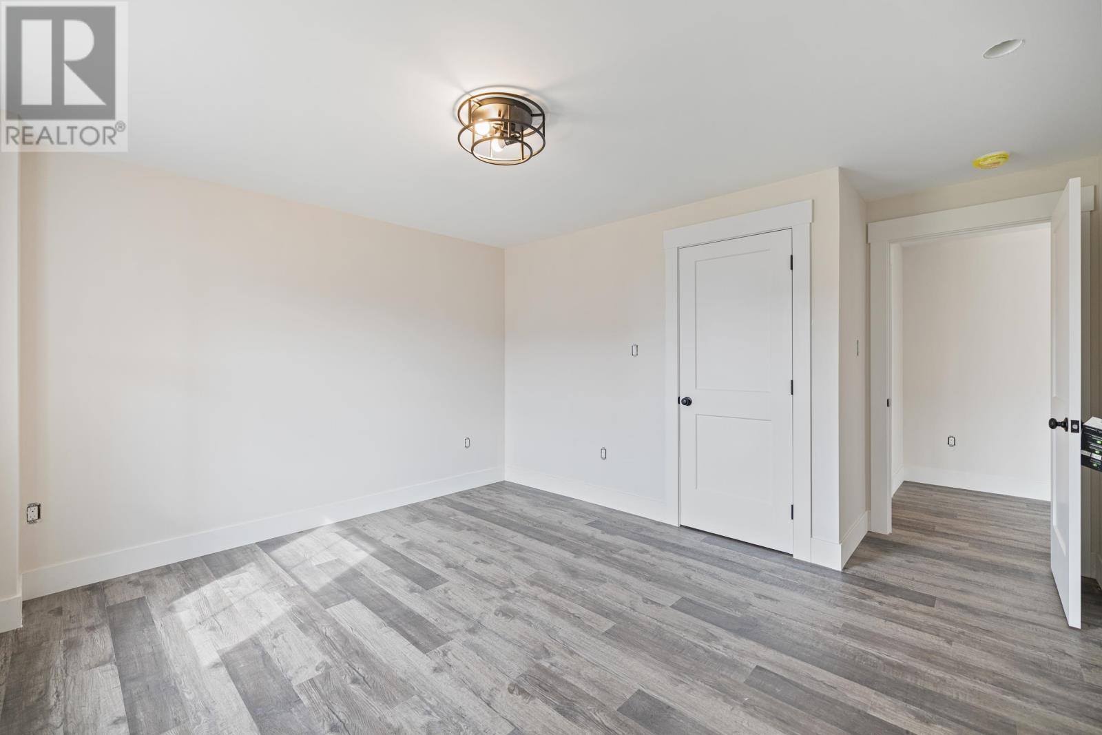 56 Alice Avenue Property Photo 34