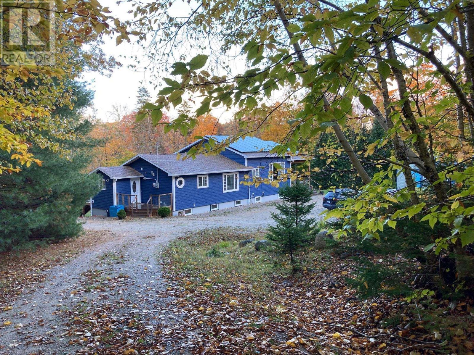 590 Gilberts Lane