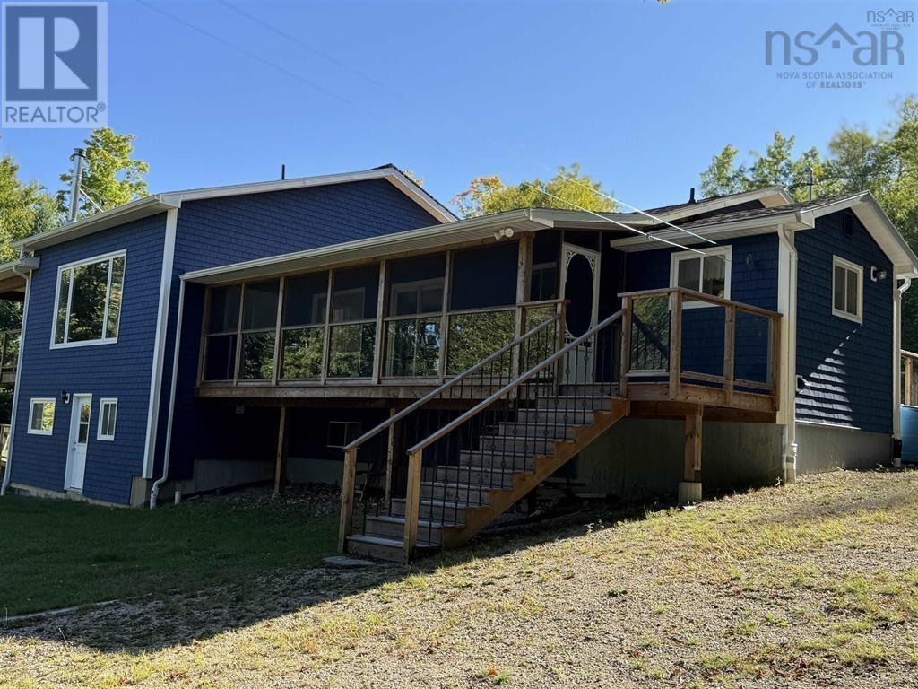 590 Gilberts Lane Property Photo 8