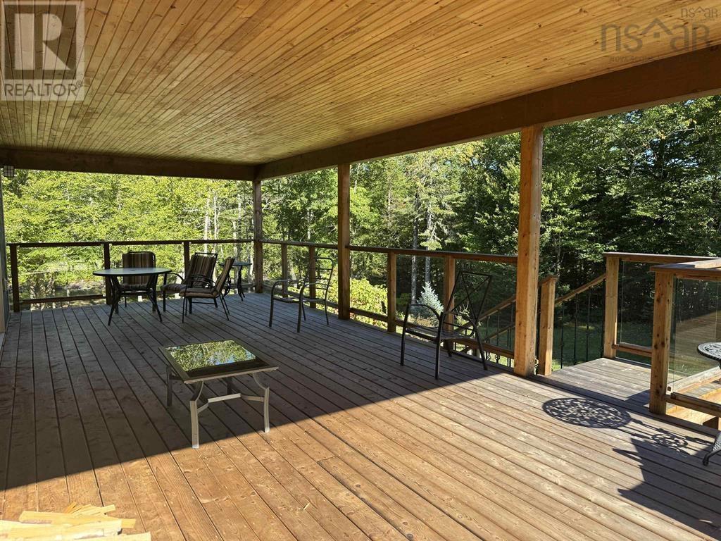 590 Gilberts Lane Property Photo 9