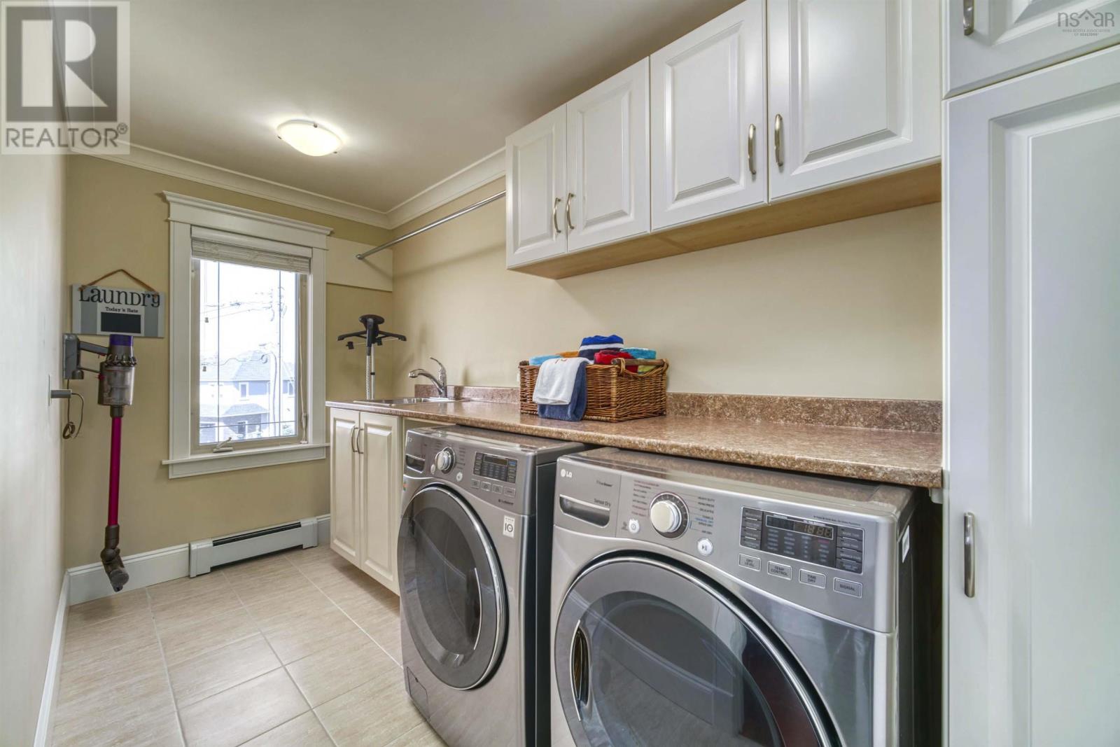 129 William Borrett Terrace Property Photo 36