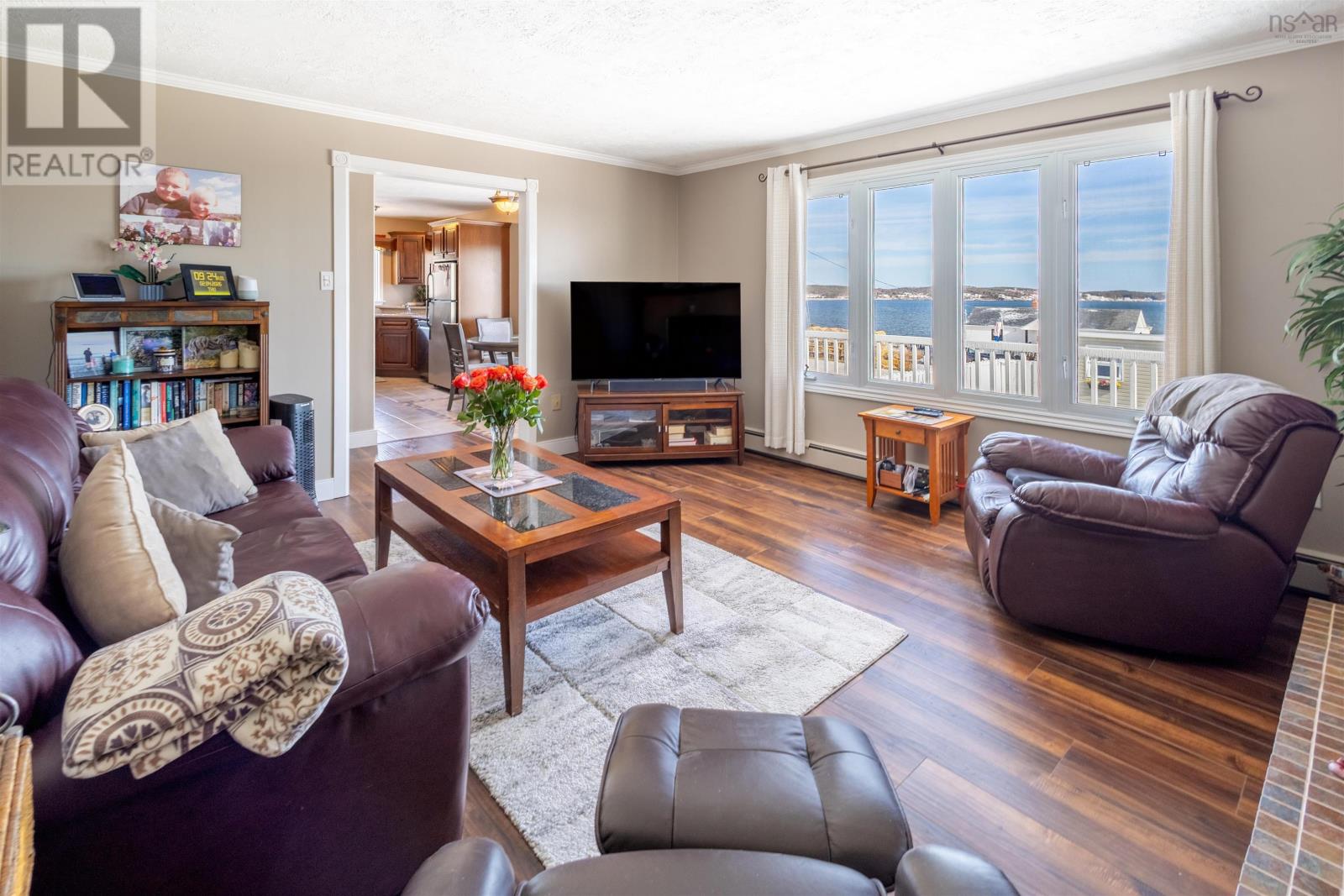 16 Seaview Lane Property Photo 2