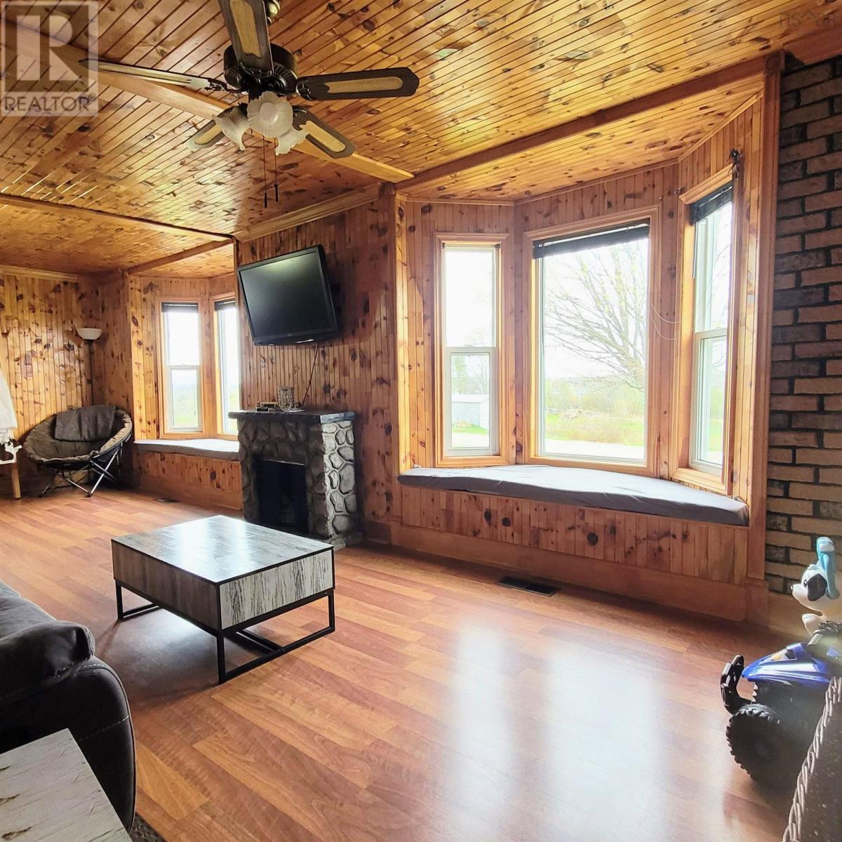 5148 Boars Back Road Property Photo 17