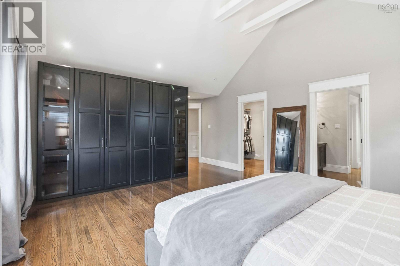 60 Amesbury Gate Property Photo 19