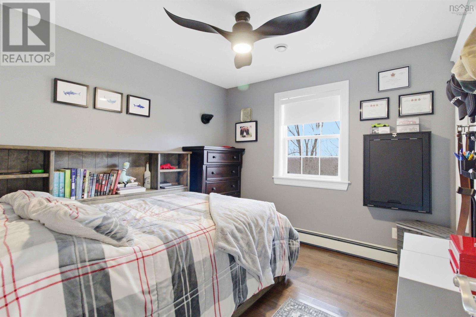 301 Preakness Crescent Property Photo 18
