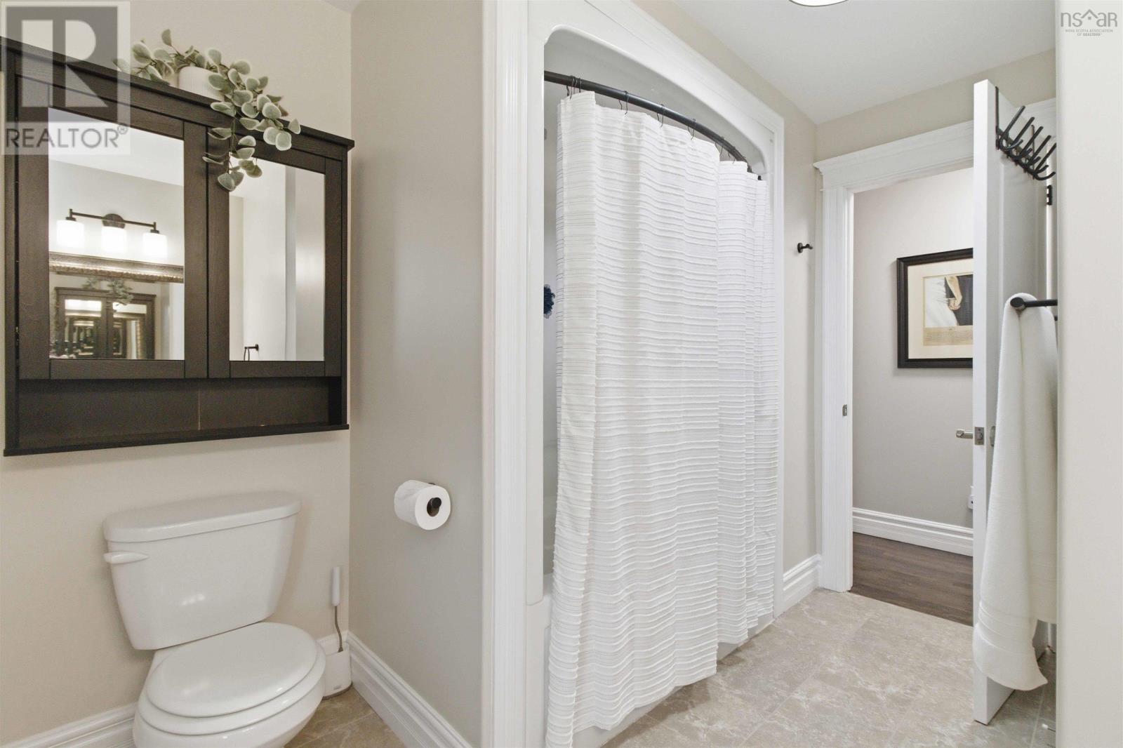 301 Preakness Crescent Property Photo 24