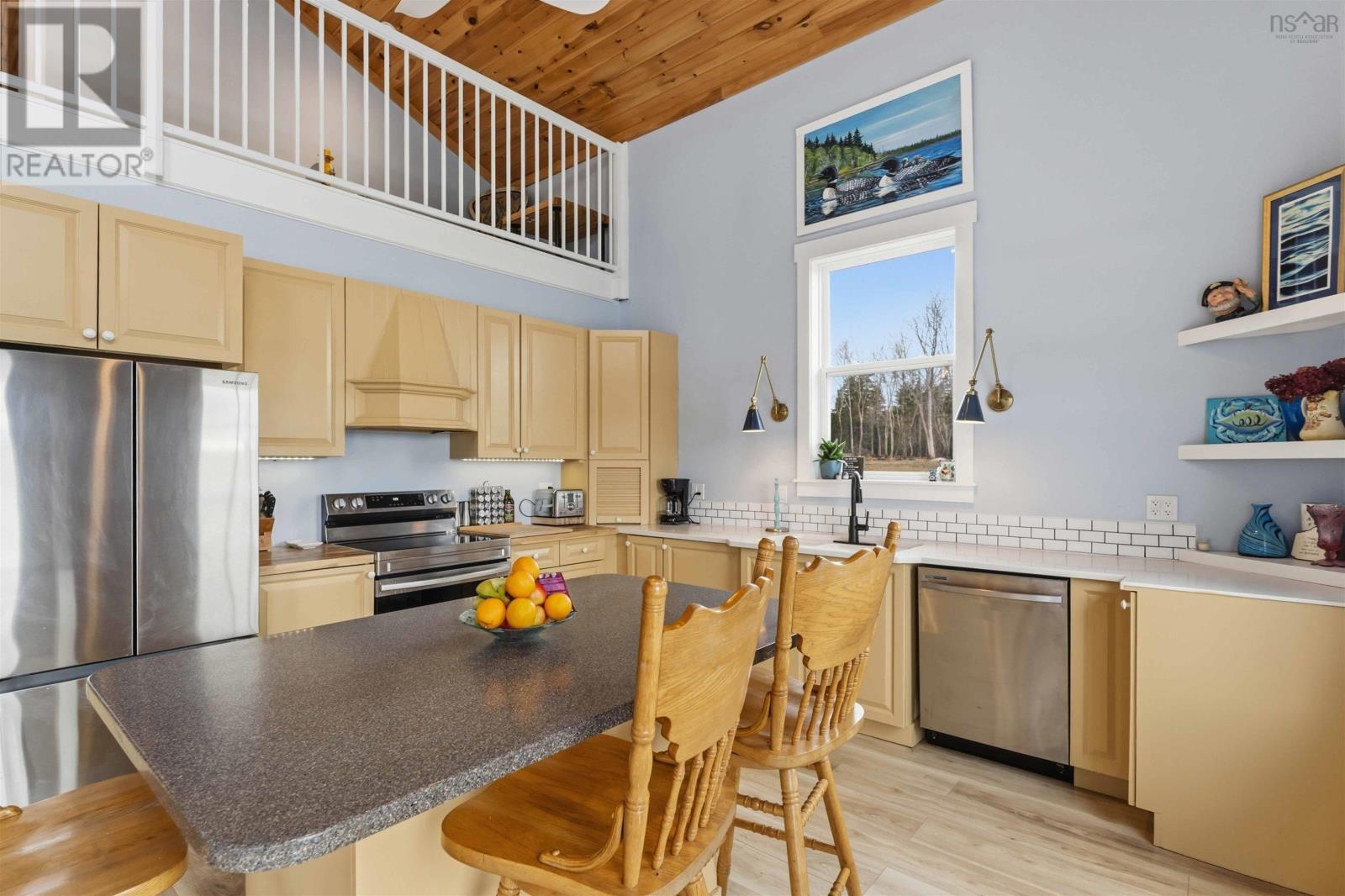 6 Massachusetts Road Property Photo 24