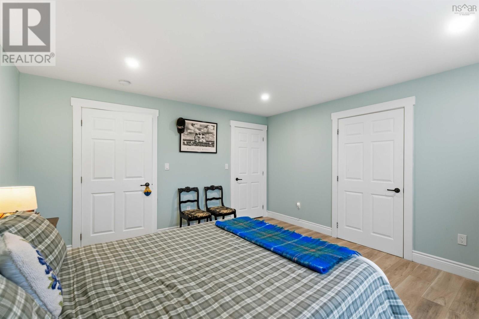 6 Massachusetts Road Property Photo 29