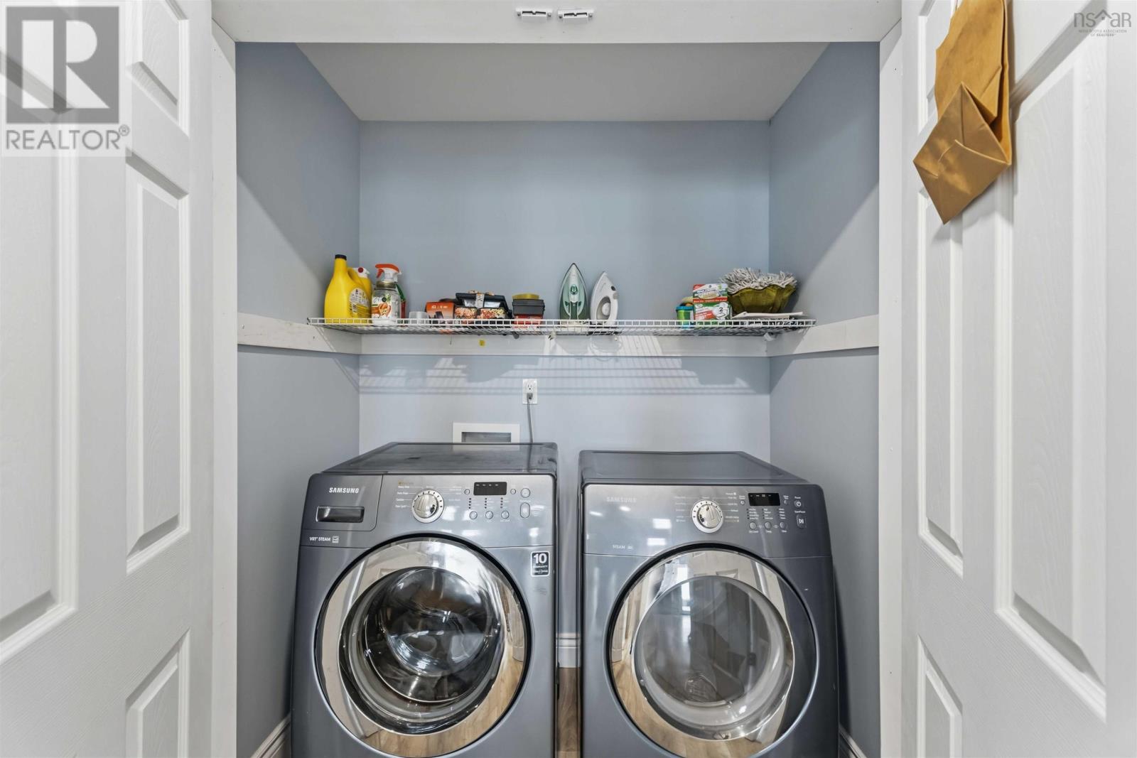 6 Massachusetts Road Property Photo 32