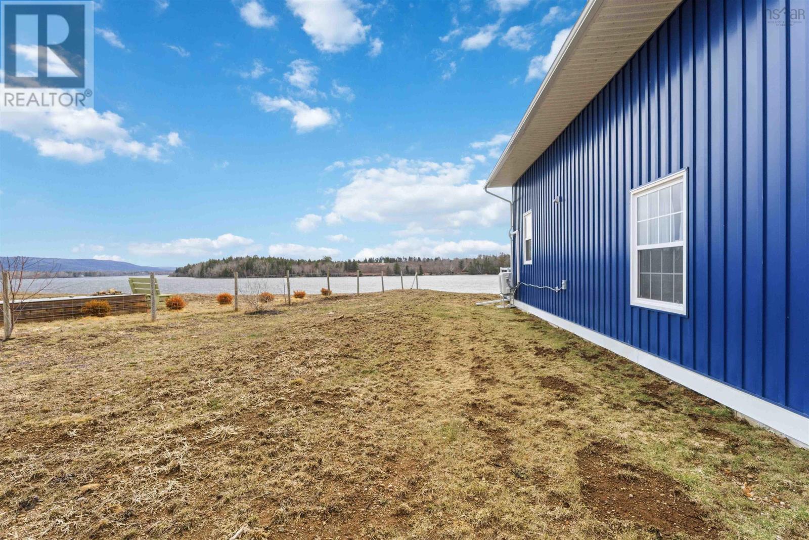 6 Massachusetts Road Property Photo 43