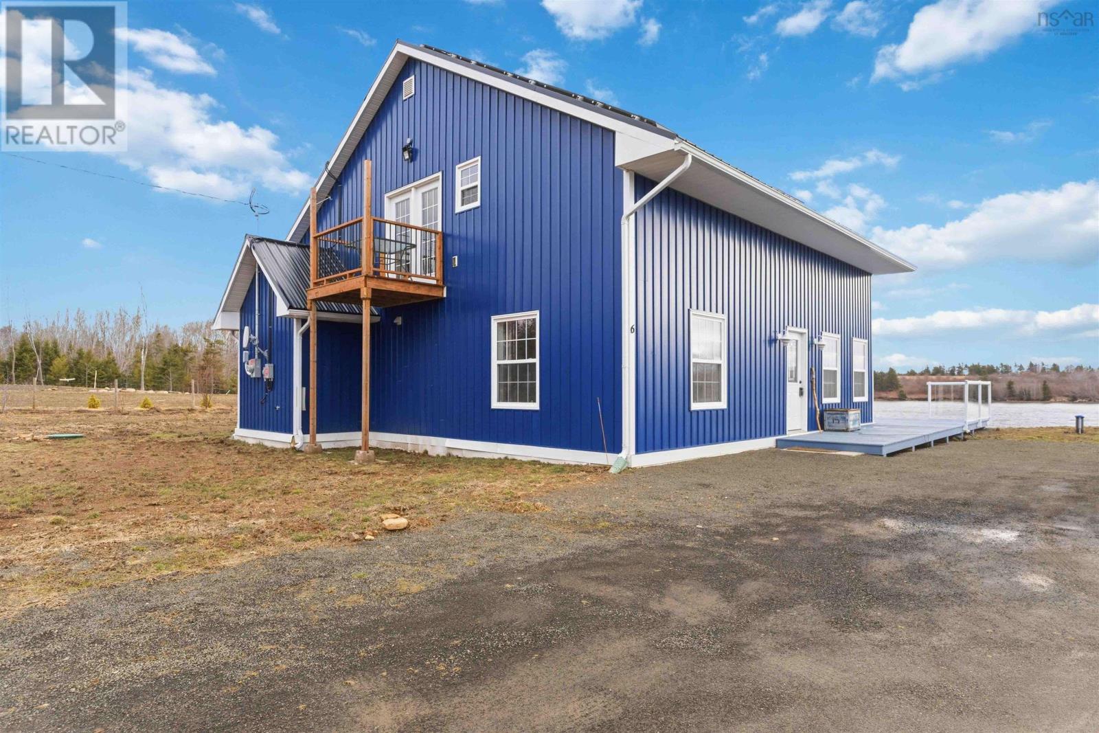 6 Massachusetts Road Property Photo 45