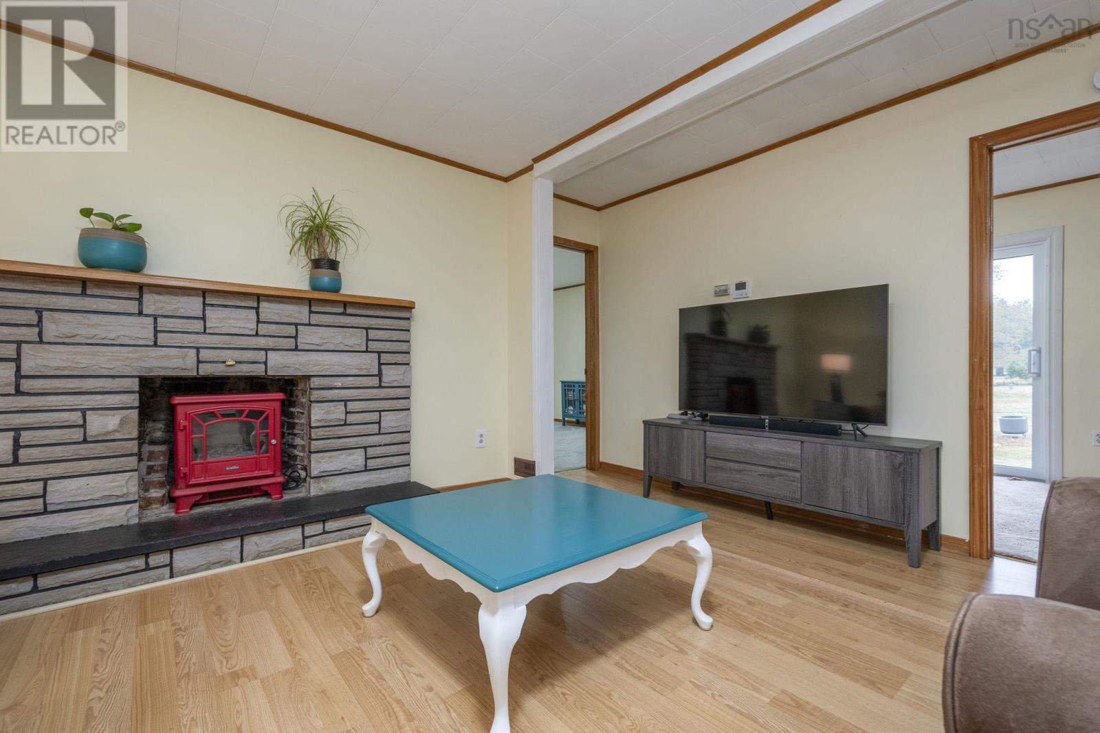 7072 340 Highway Property Photo 8