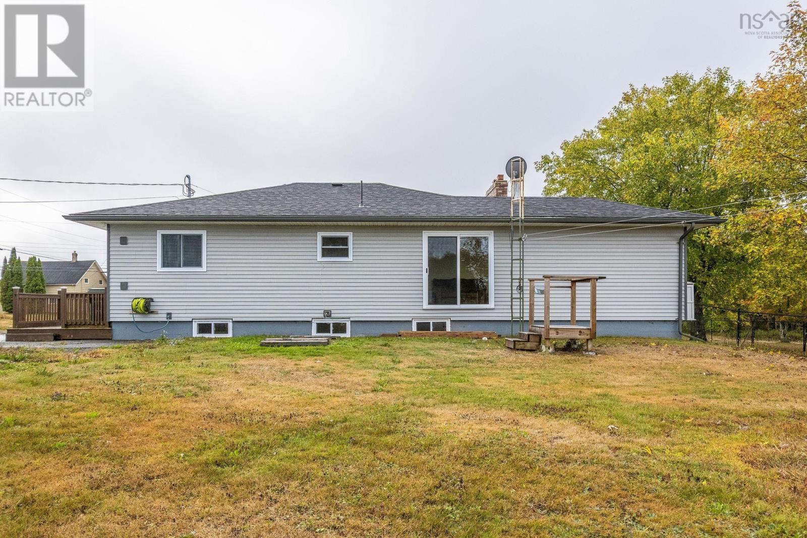 7072 340 Highway Property Photo 21