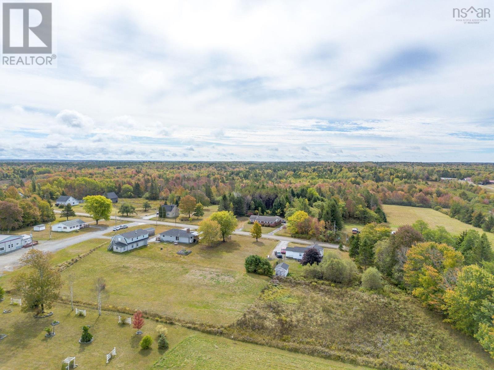 7072 340 Highway Property Photo 23