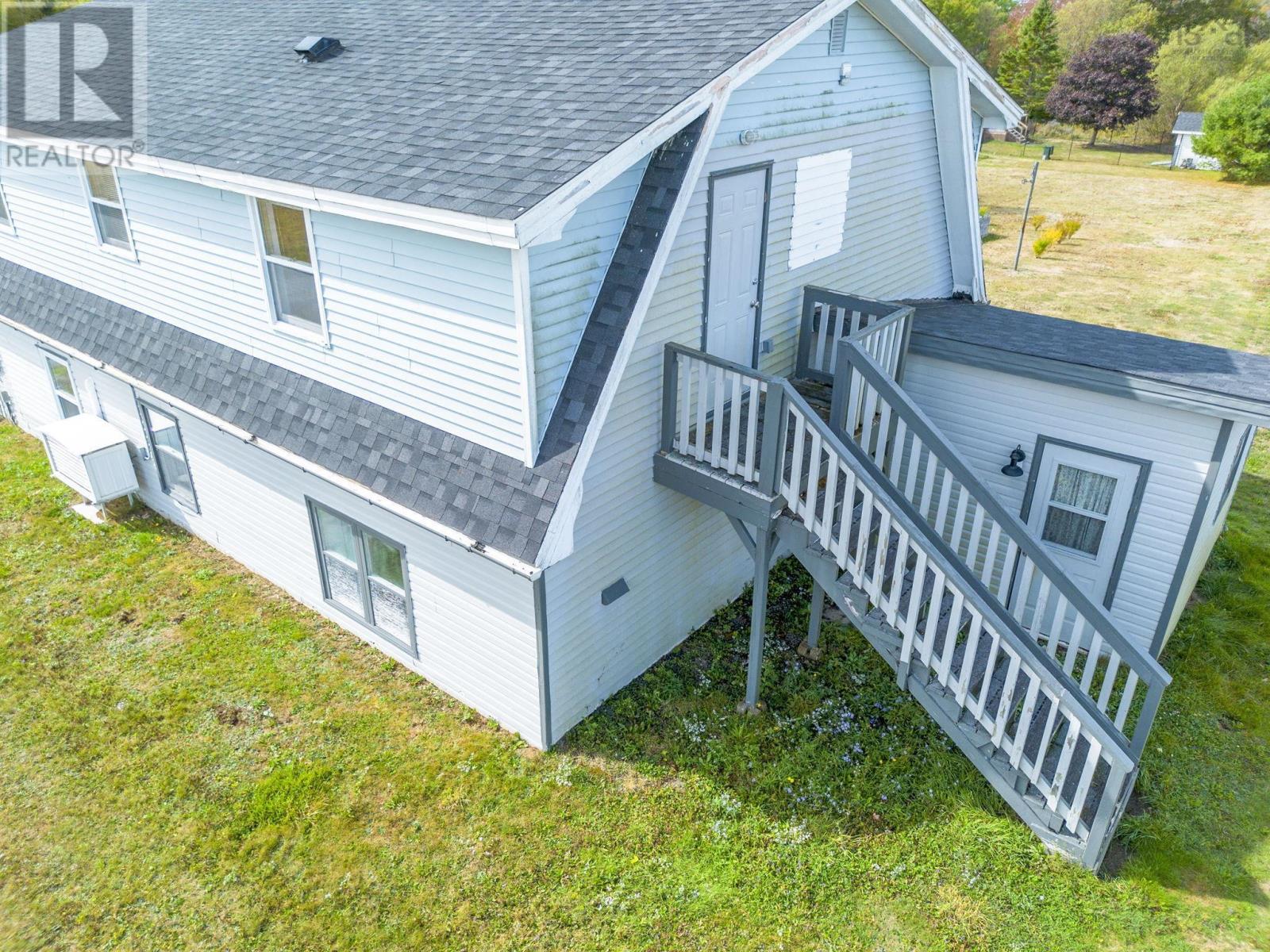 7072 340 Highway Property Photo 26