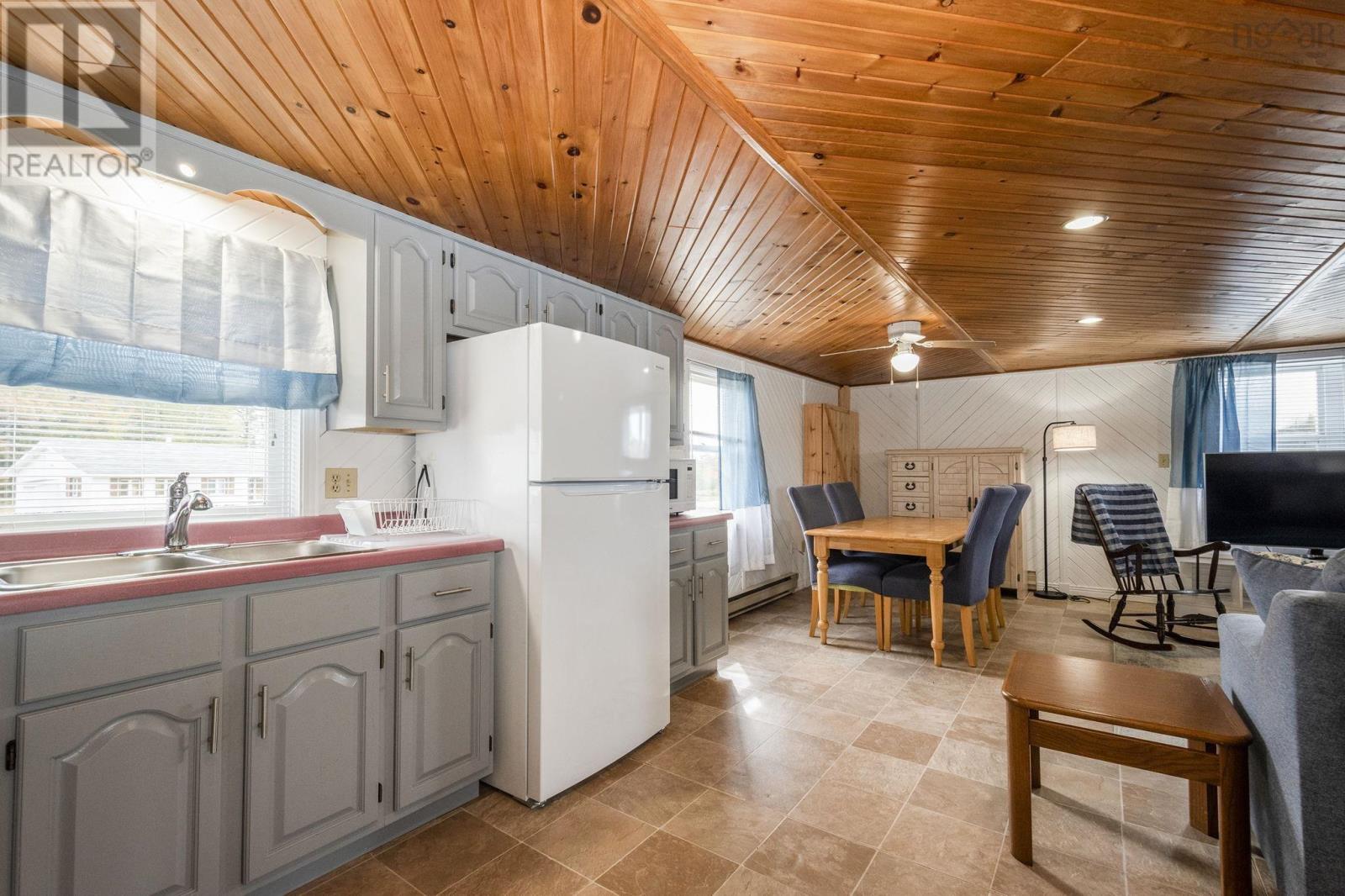 7072 340 Highway Property Photo 38