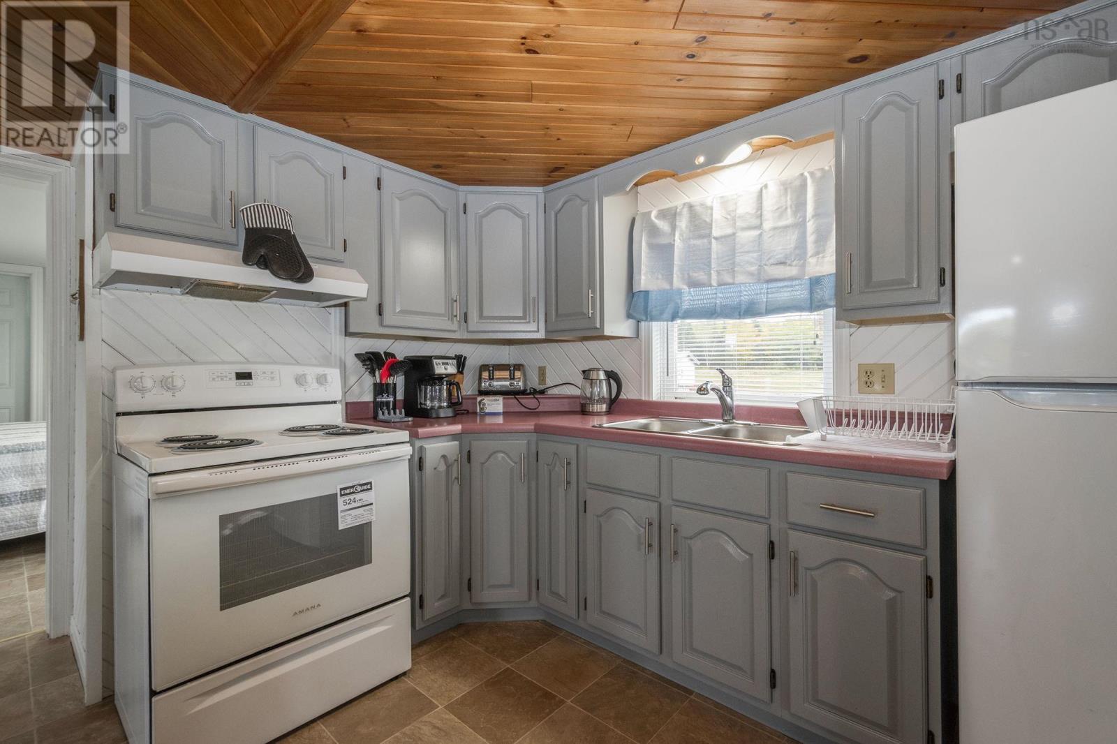 7072 340 Highway Property Photo 39