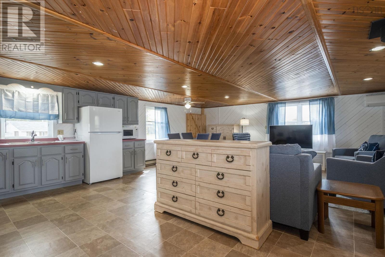 7072 340 Highway Property Photo 40