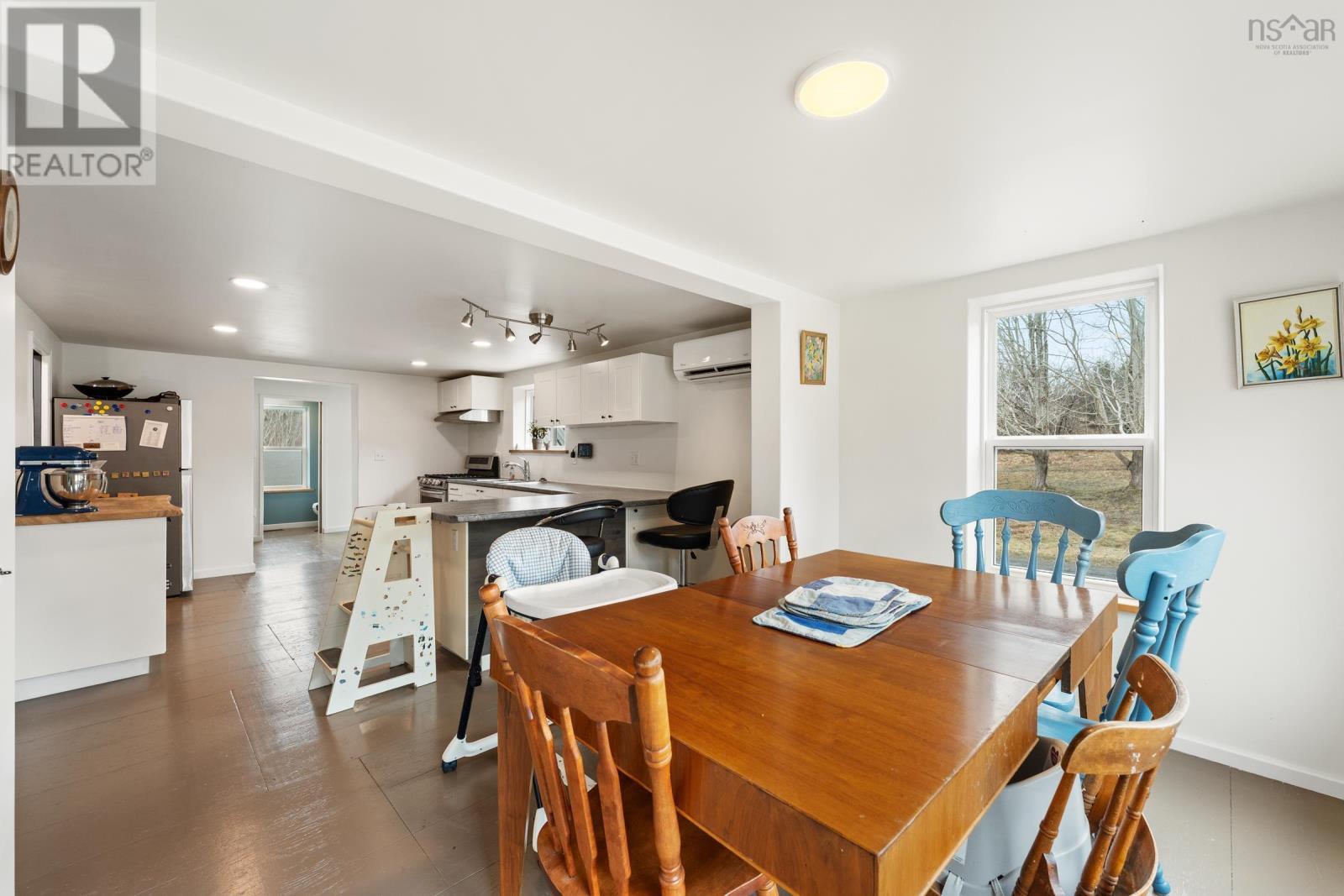 550 River Road Property Photo 18