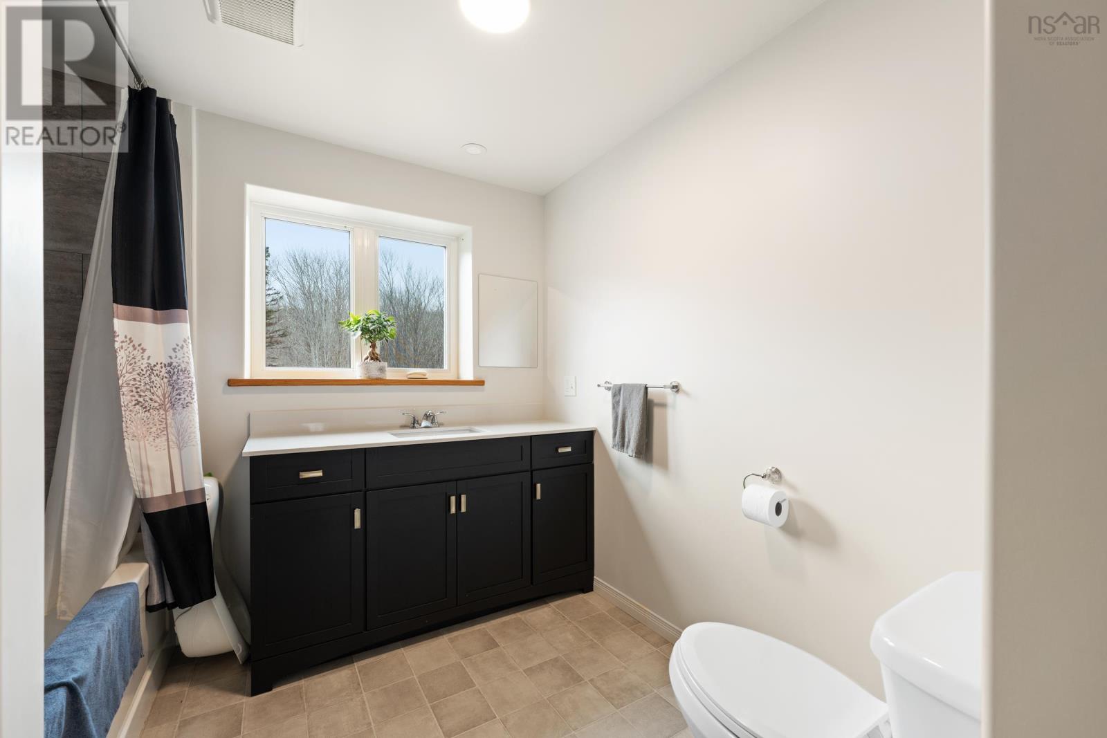 550 River Road Property Photo 34