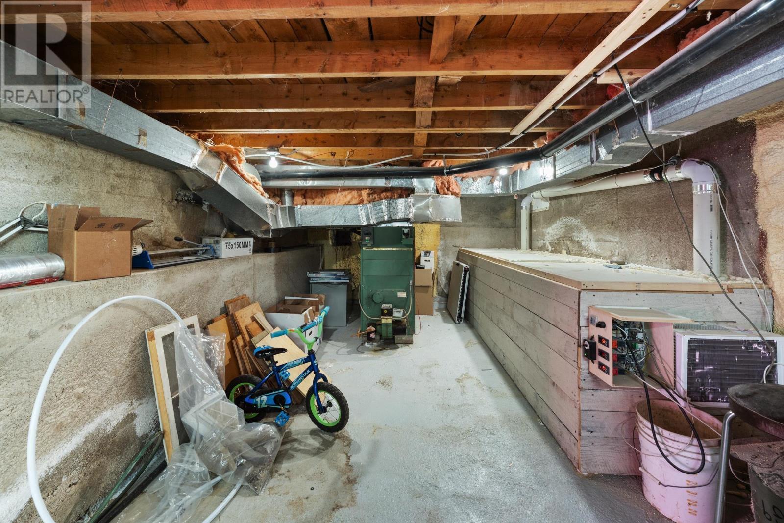 550 River Road Property Photo 43
