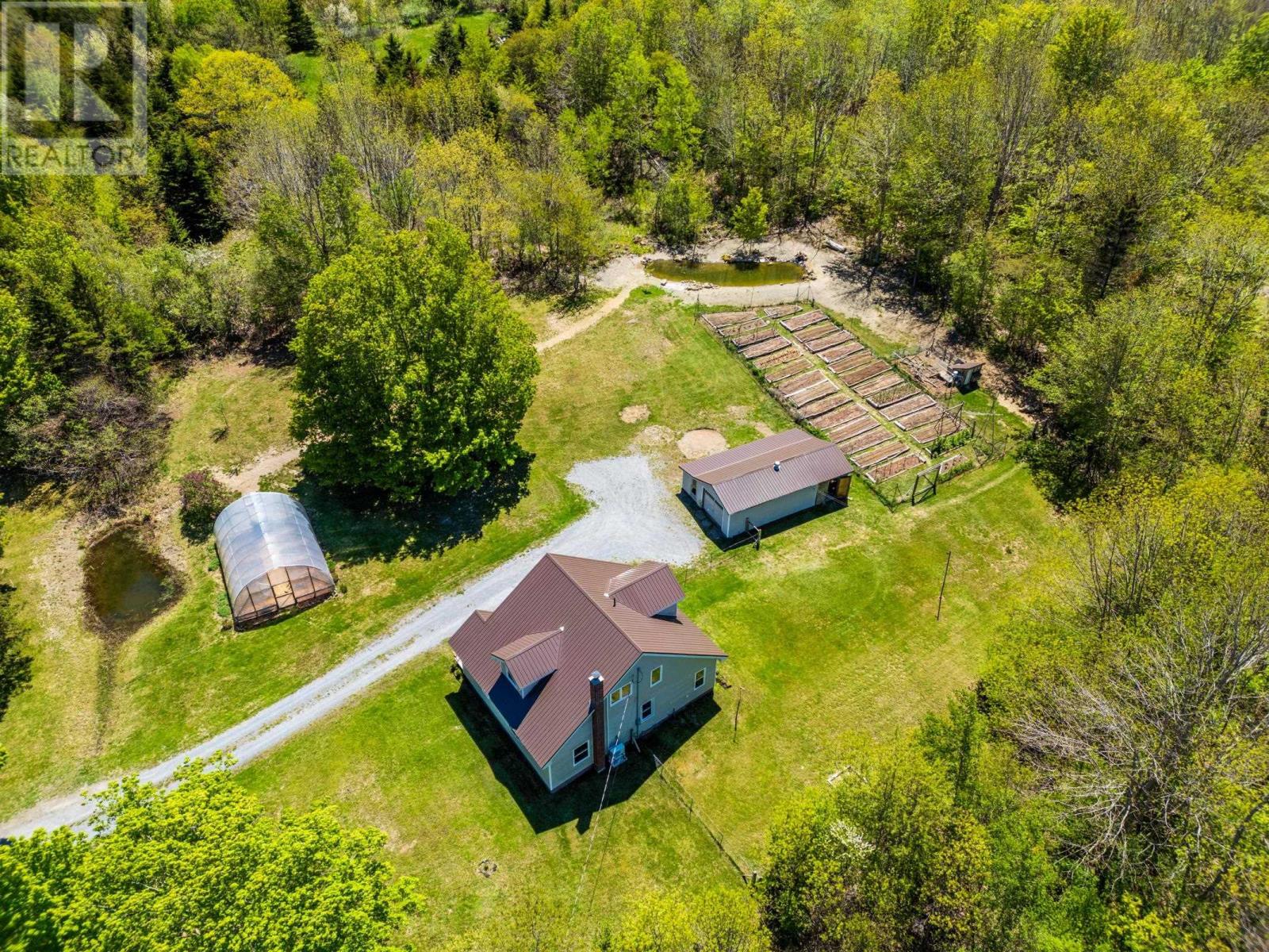 550 River Road Property Photo 48