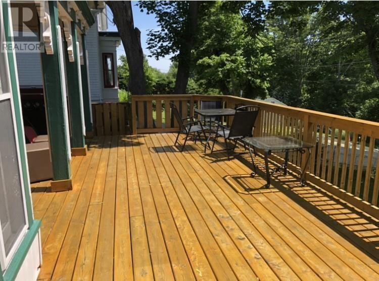 30 Lovers Lane Property Photo 15