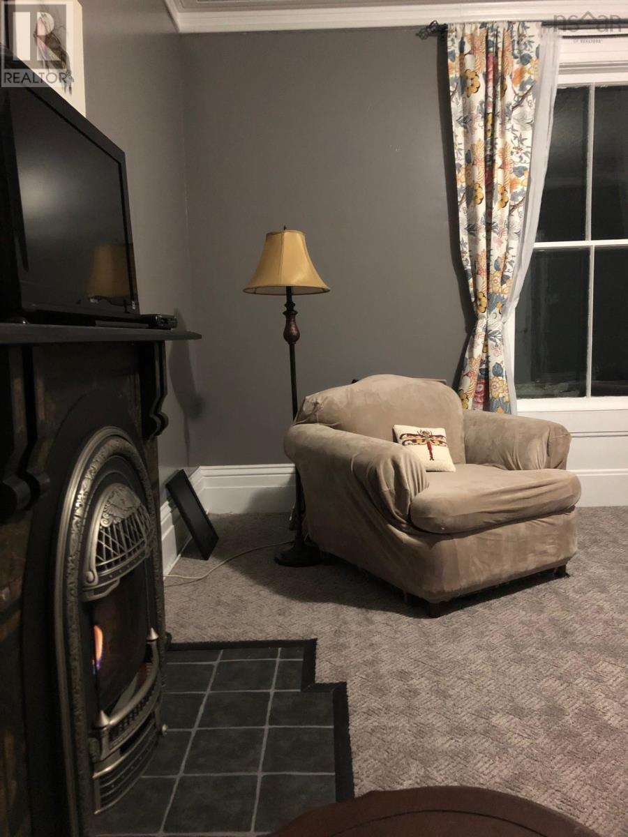 30 Lovers Lane Property Photo 25