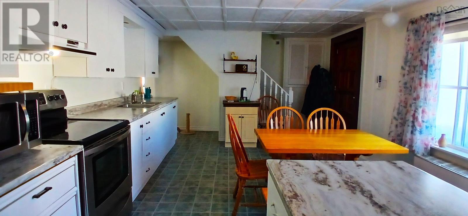 30 Lovers Lane Property Photo 26