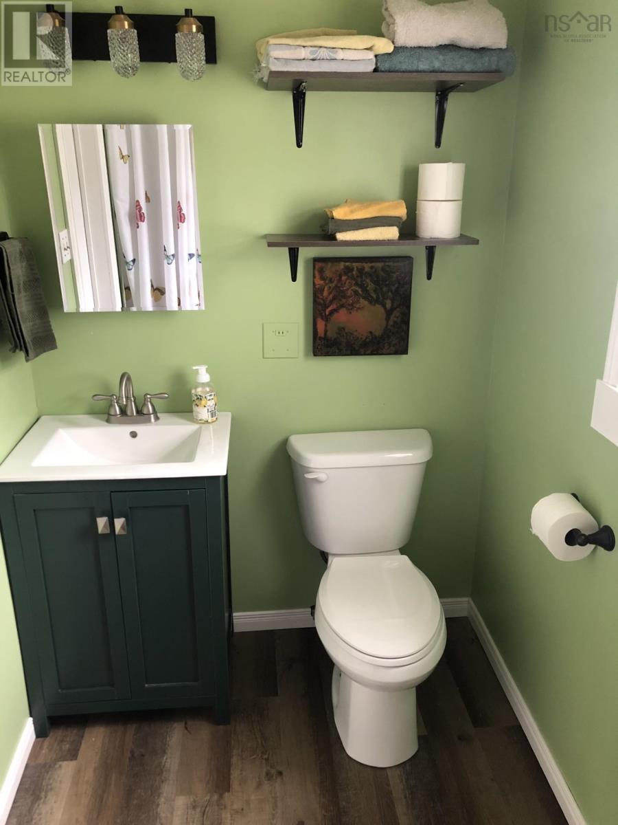30 Lovers Lane Property Photo 28