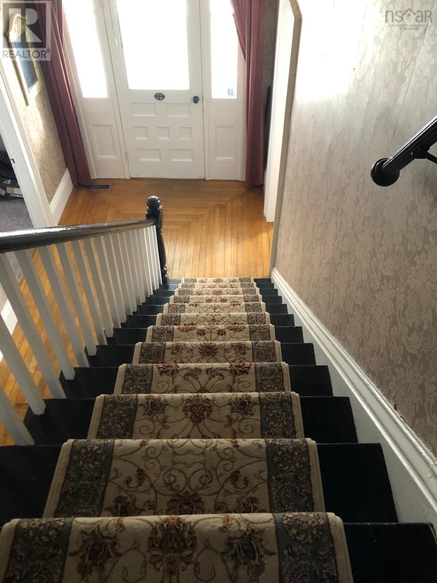 30 Lovers Lane Property Photo 29