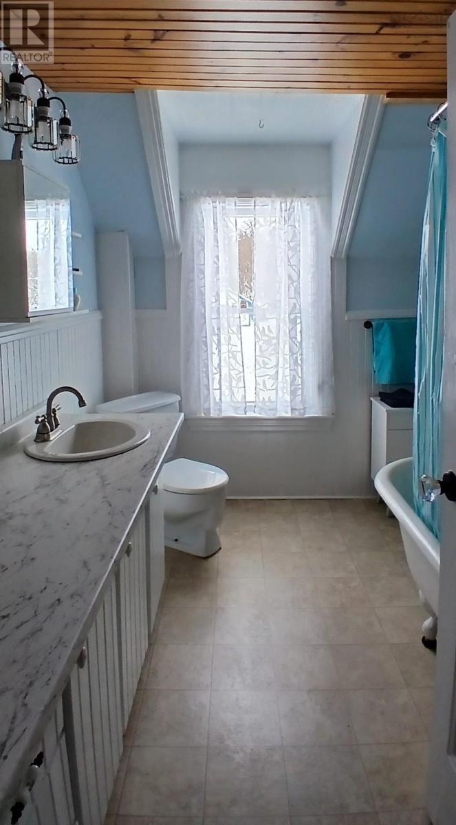 30 Lovers Lane Property Photo 39