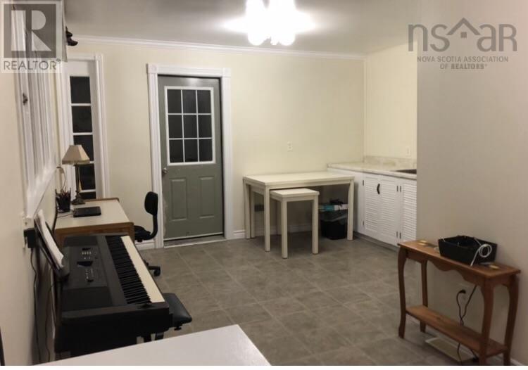 30 Lovers Lane Property Photo 45
