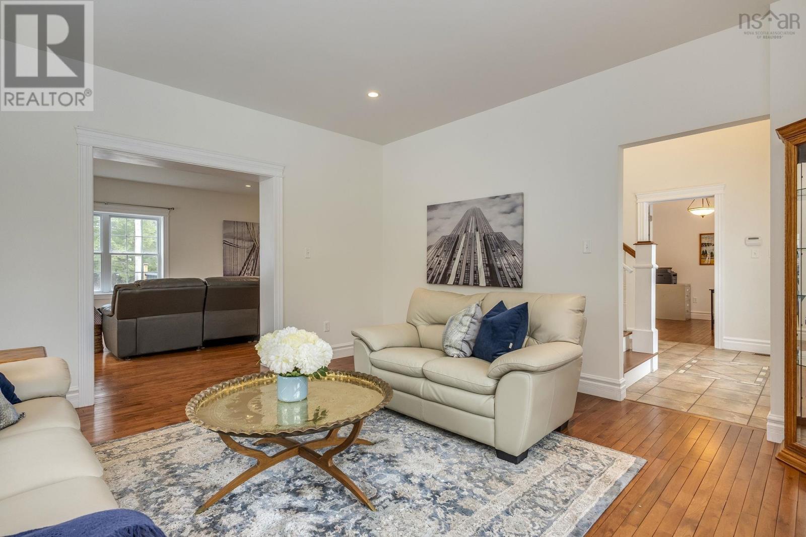 274 Harrington Road Property Photo 4
