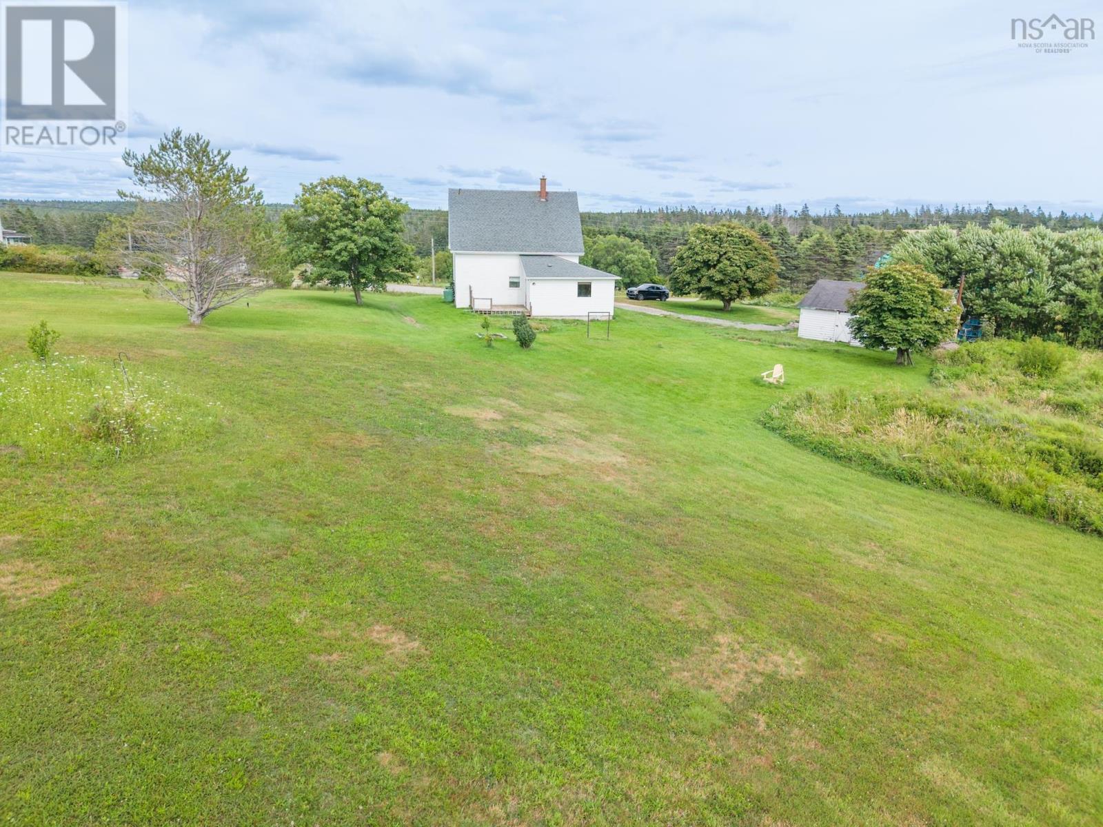 5347 Highway 1 Property Photo 9