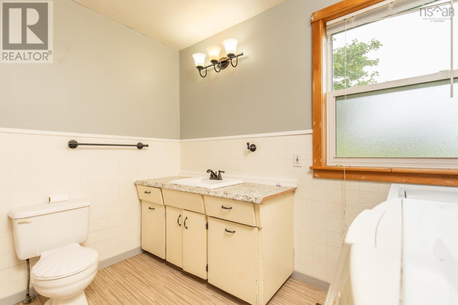 5347 Highway 1 Property Photo 23